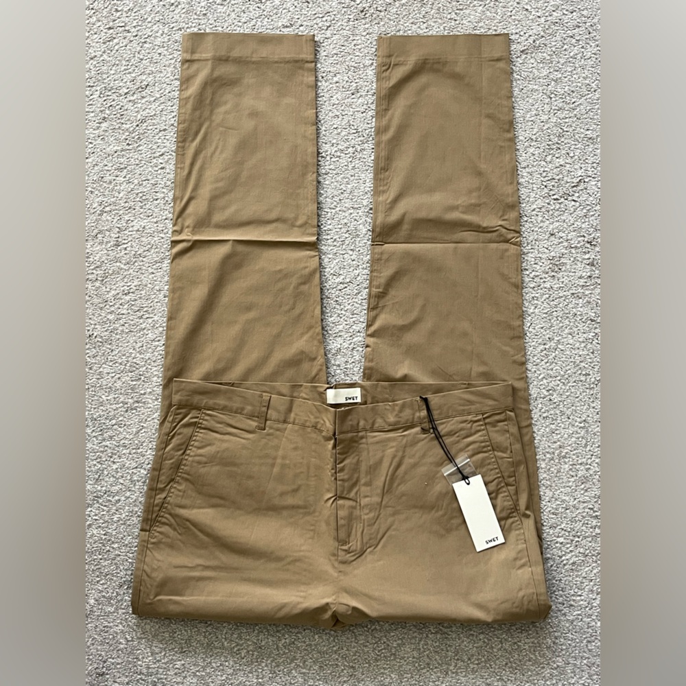 NWT Swet Tailor Men’s Khaki Pants Size 36x32